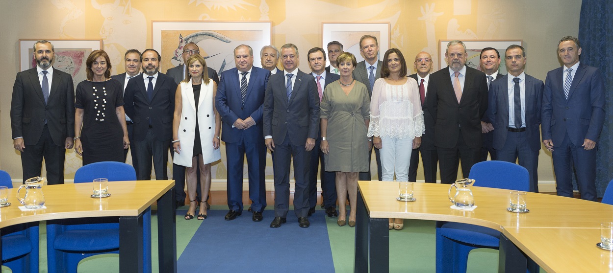 el comité ejecutivo de Confebask con el lehendakari